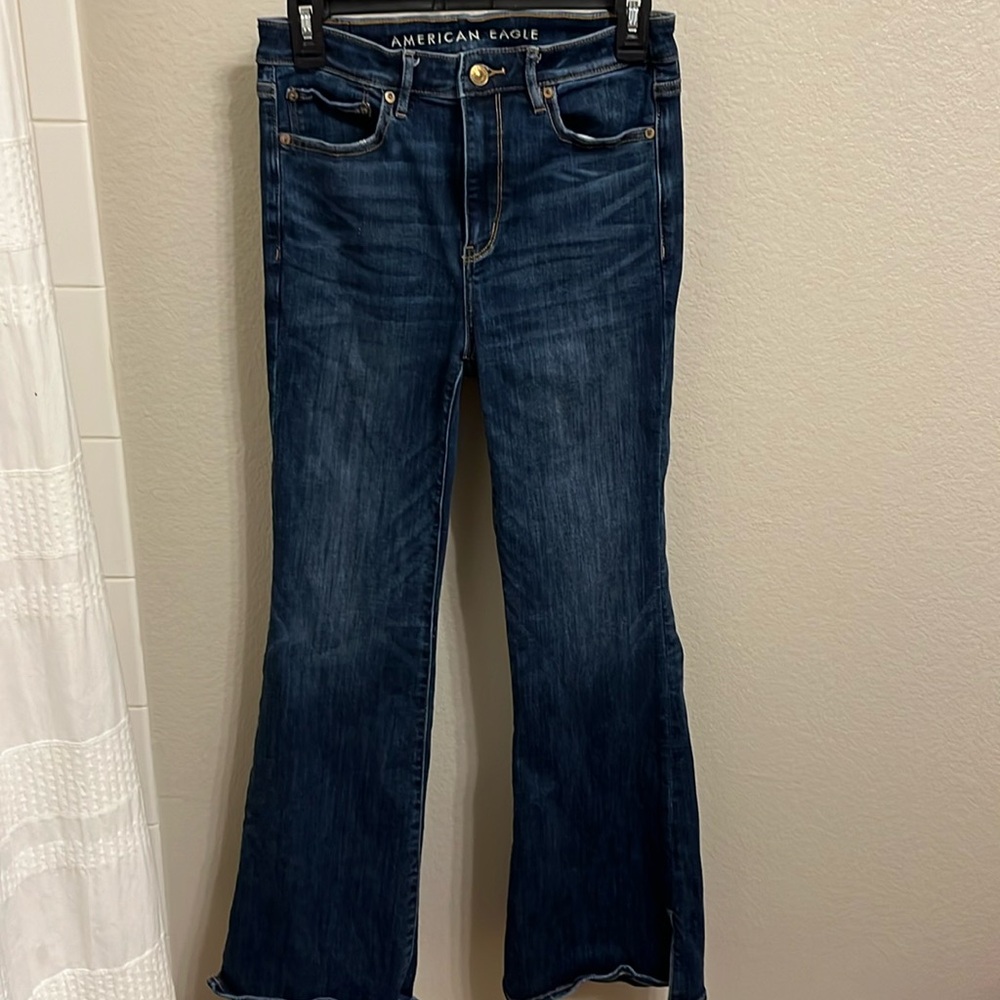 Size 8 American Eagle Flare Jeans